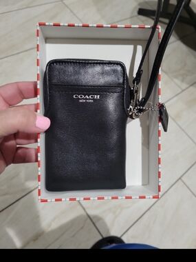 COACH Black Leather Card And Phone Pouch